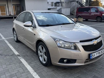 Авто Chevrolet Cruze 2011 № 8989665