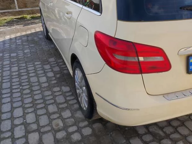 Авто Mercedes B-Class 2013 № 7139861 | фото 2 из 4