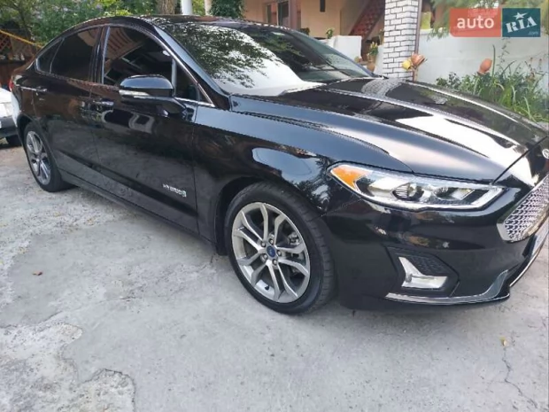 Авто Ford Fusion 2019 № 7199875 | фото 2 з 4