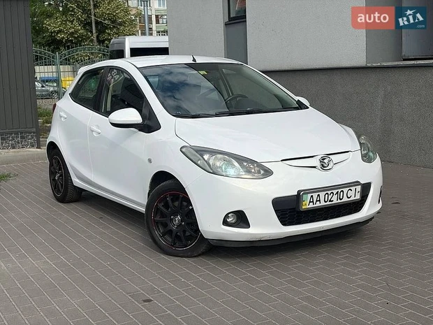 Mazda 2 2009 [JMZDE145500211599] купити в Україні, ціна 6700